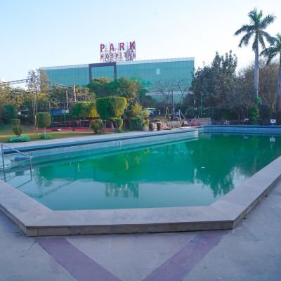 Top Hotel in Gurgaon with private pool