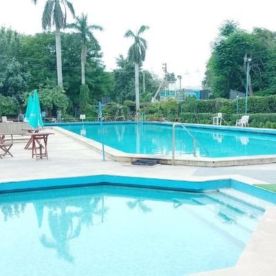 Top Hotel in Gurgaon with private pool